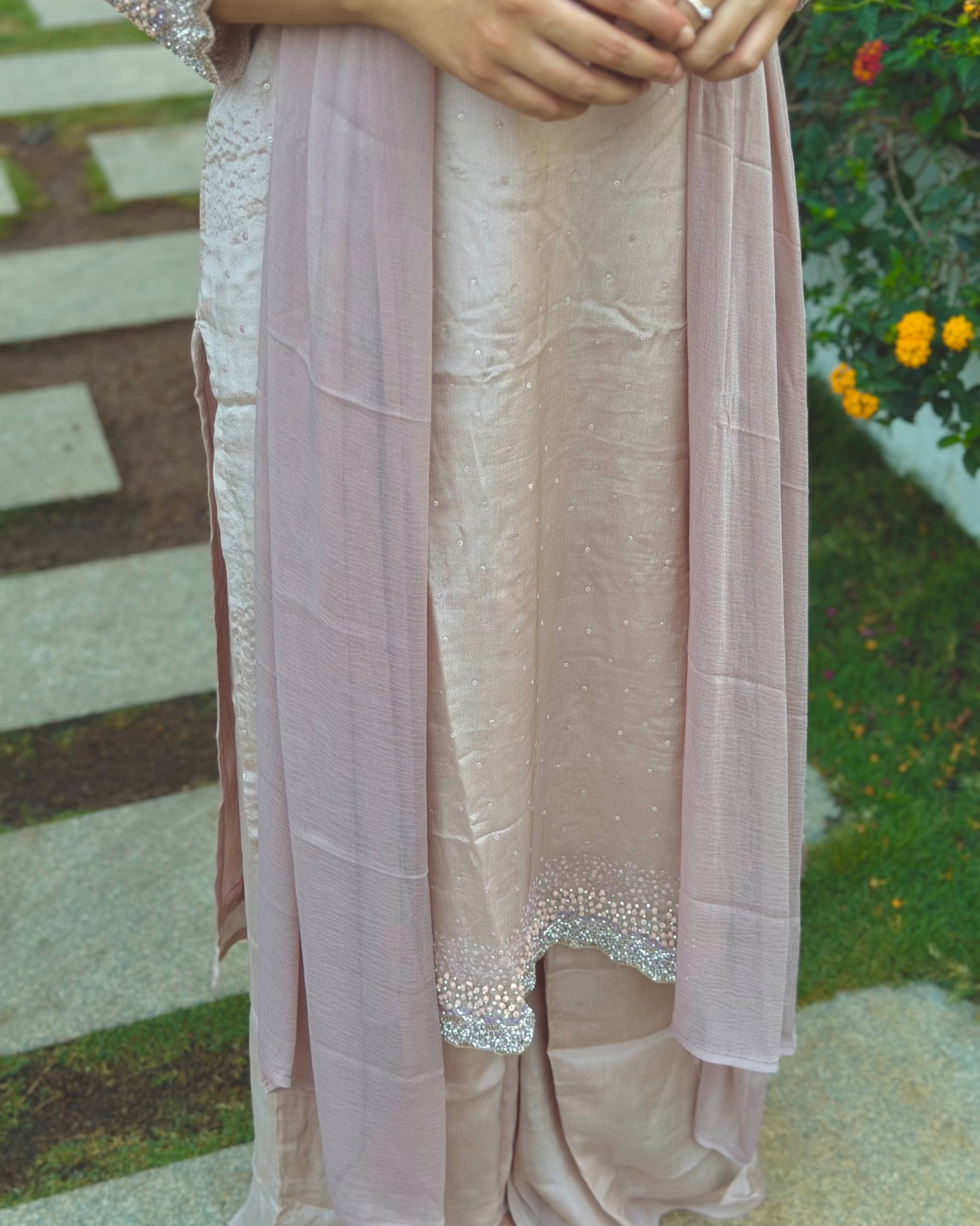 Noor set
